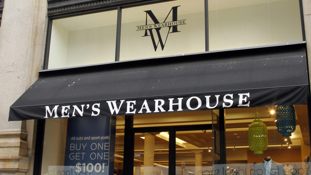 Tailored Brands Offers Incentives to Top Management Team