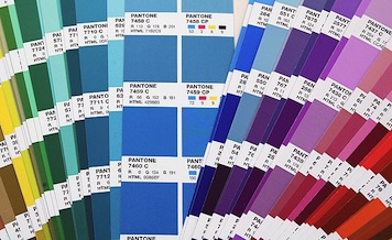 Pantone Reveals 2015-16 Season Ruled Blue-Green, Shine and Offbeat Combos
