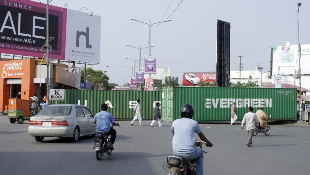 Pakistan Mills See Blockade Easing
