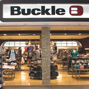 L Brands Comps Shine in August as Other Retailers Struggle