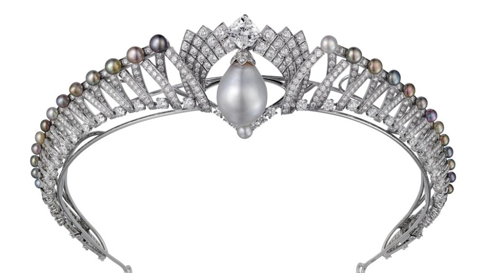Cartier Previews Biennale Collection Paris