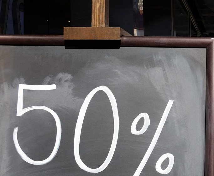 Weekly Sales Drop, But Retail Outlook is Bright