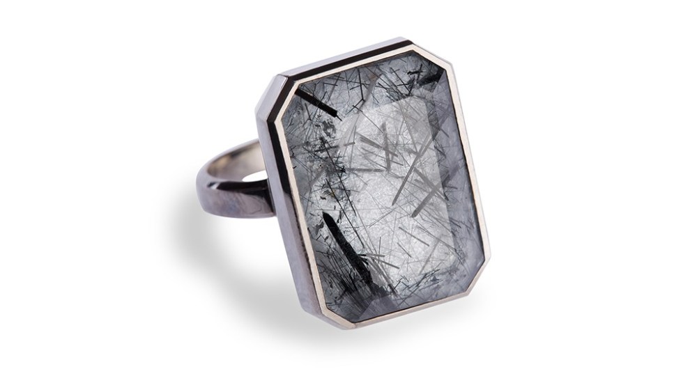 Wearable Jewelry Ringly Raises $5.1 Million