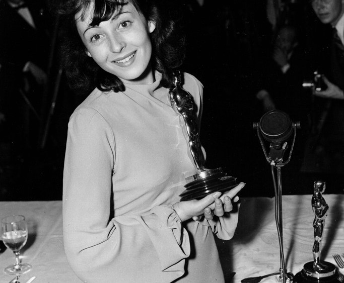 Oscars 2015: Brief History of Red-Carpet Coverage