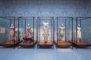 Alexander McQueen Savage Beauty
