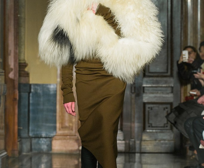 Prague Fashion Weekend Displays 18 Designers