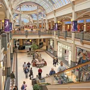 Moody's Sees Slowing Apparel Growth