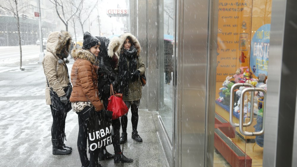 Retail January Sales Expected to Drop
