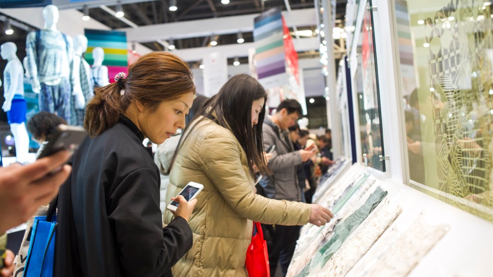 Economic Issues Impact Spin Expo
