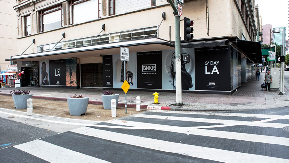 BNKR, Los Angeles