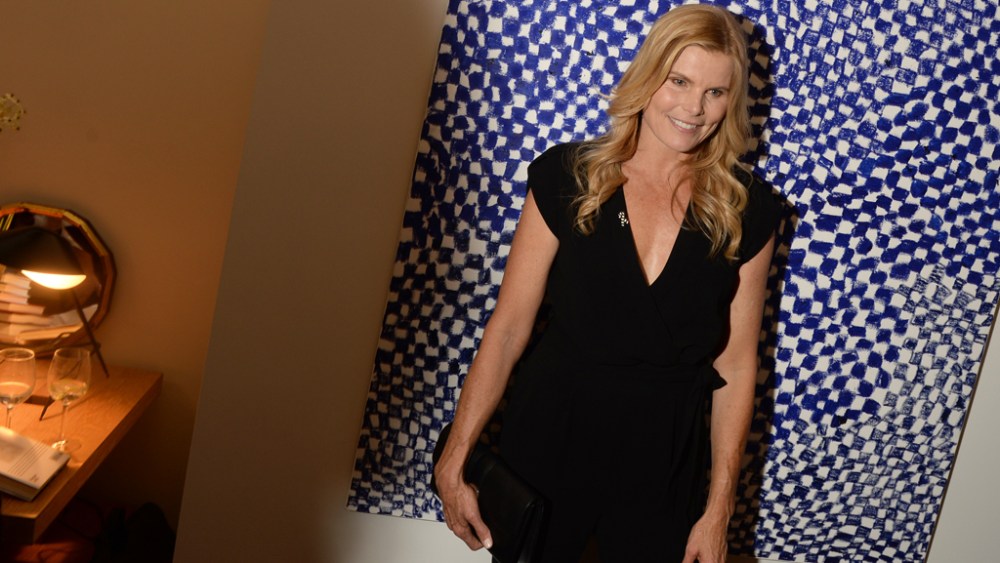 Socials toast Mariel Hemingway on her new memoir "Out Came the Sun"