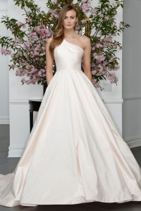 Legends Romona Keveza Bridal Spring 2016
