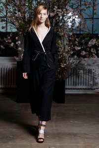Donna Karan Resort 2016