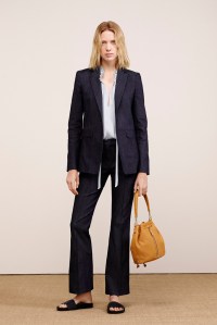 Elizabeth and James Resort 2016