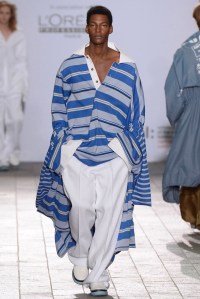 A look by Gabriel Castro