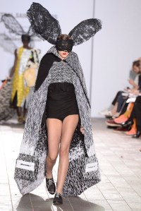 A look by Han Kim