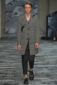Neil Barrett Men's RTW Spring 2016