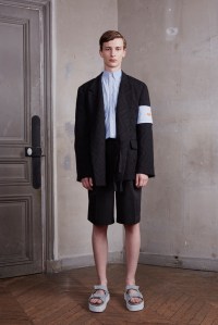 Off-White Men's RTW Spring 2016