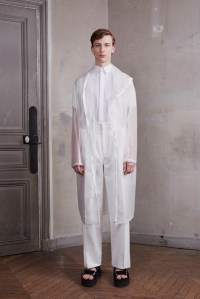 Off-White Men's RTW Spring 2016