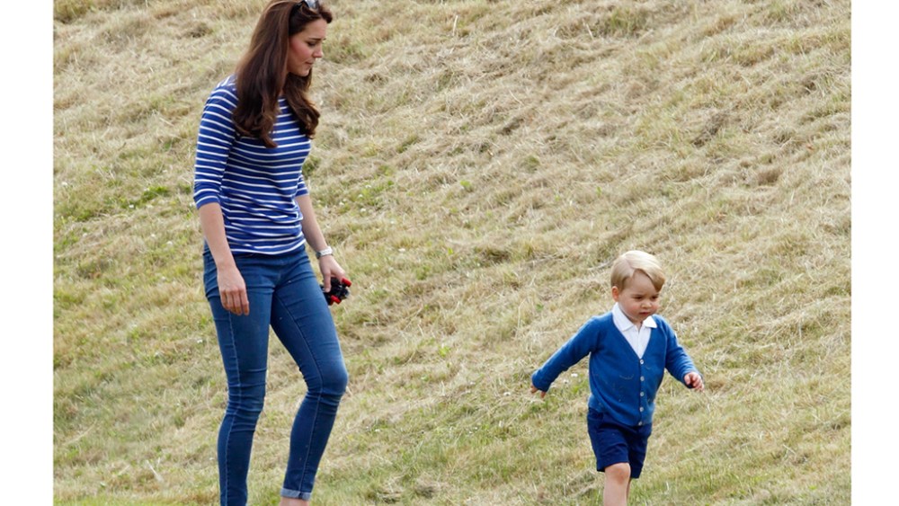 Prince George wears Crocs