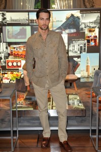 Tod's Men's RTW Spring 2016