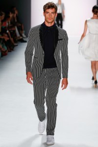 Guido Maria Kretschmer RTW Spring 2016