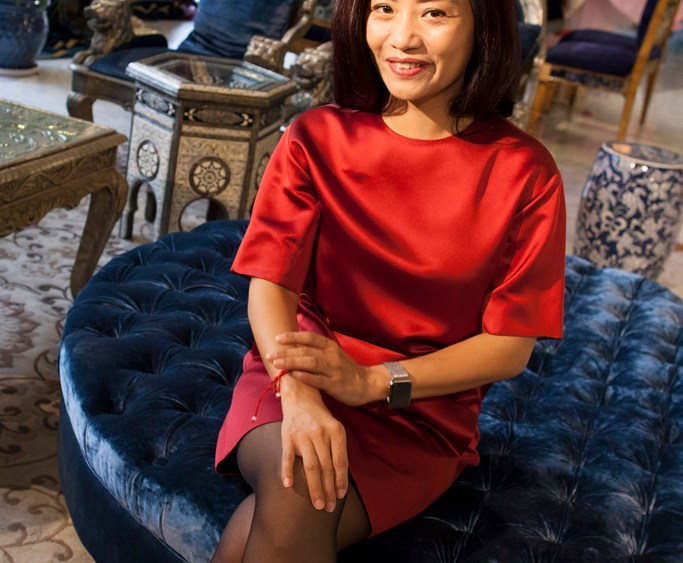 Apple's Tim Cook Meets Guo Pei, Thanks Partially to Rihanna