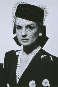 Carolina Herrera to be Honored by National Portrait Gallery