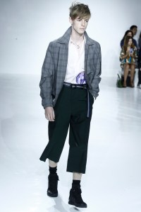A look from Richard Chai Men's RTW Spring 2016