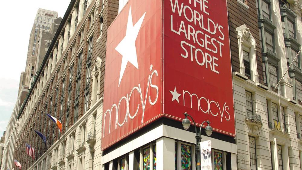 Macy's High Hopes for the Third Quarter Were Dashed by Tourists