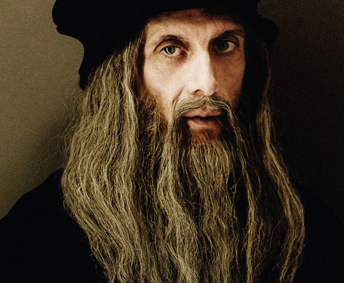 Massimiliano Finazzer Flory as Leonardo da Vinci
