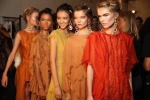 Alberta Ferretti Backstage RTW Spring 2