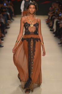Alberta Ferretti RTW Spring 2016