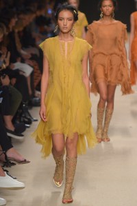 Alberta Ferretti RTW Spring 2016