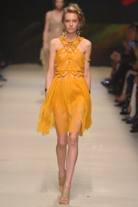 Alberta Ferretti RTW Spring 2016