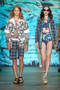 Anna Sui RTW Spring 2016