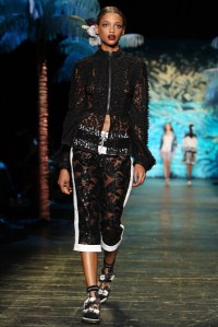 Anna Sui RTW Spring 2016