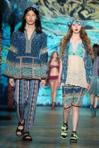 Anna Sui RTW Spring 2016