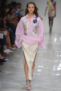 Blumarine RTW Spring 2016