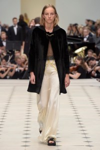 Burberry Prorsum RTW Spring 2016