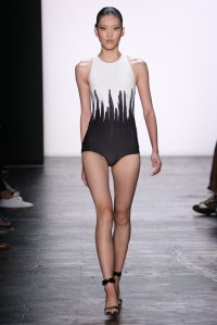 Carmen Marc Valvo RTW Spring 2016