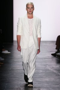 Carmen Marc Valvo RTW Spring 2016