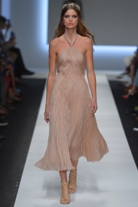 Ermanno Scervino RTW Spring 2016