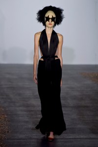 Gareth Pugh RTW Spring 2016