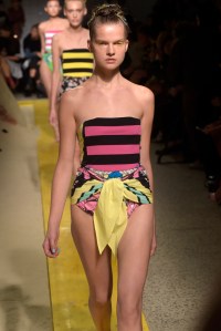 I’m Isola Marras RTW Spring 2016