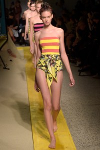 I’m Isola Marras RTW Spring 2016