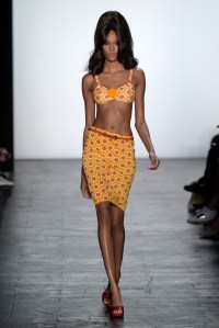 Jeremy Scott RTW Spring 2016