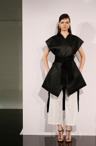 Josie Natori RTW Spring 2016