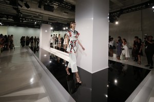 Josie Natori RTW Spring 2016