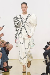 J.W. Anderson RTW Spring 2016